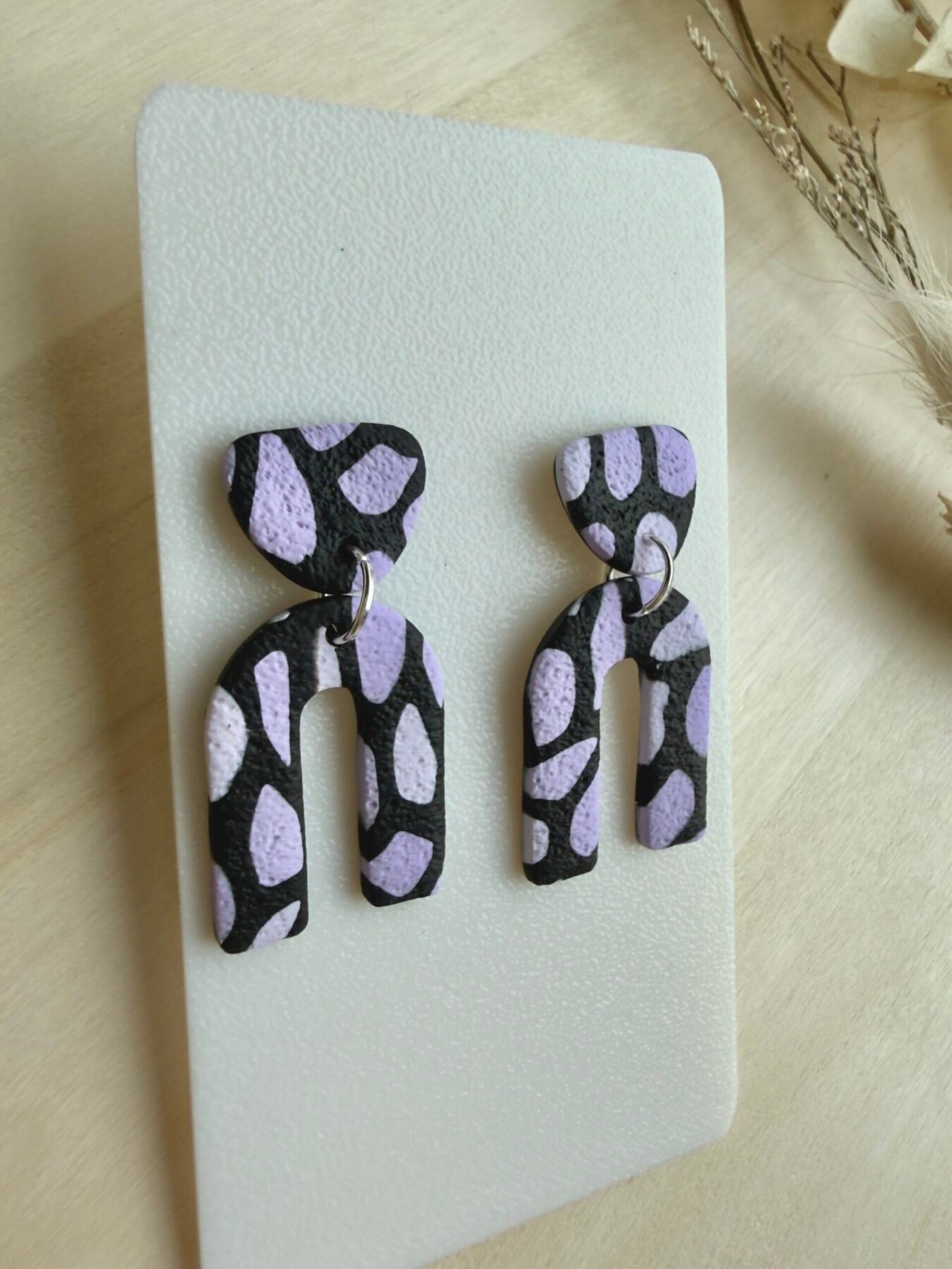 Kolczyki Spots łuki - fioletowe - obrazek 2