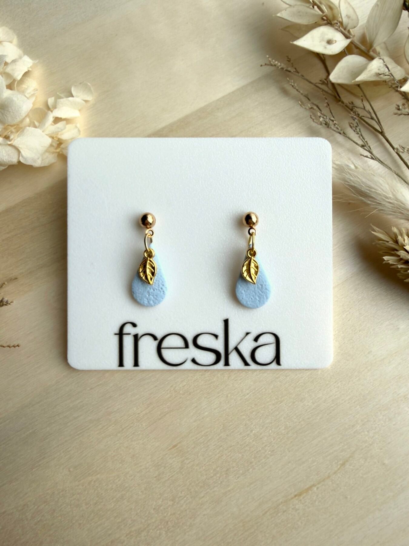 Kolczyki Kropelki z listkiem - błękitne