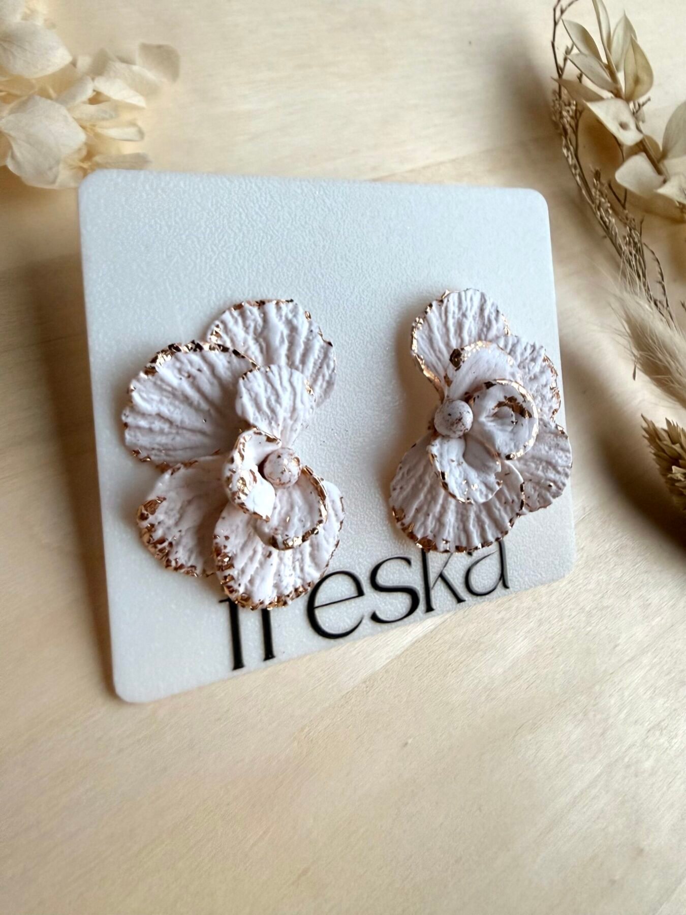 Kolczyki Półkwiaty - kremowo-złote - obrazek 2