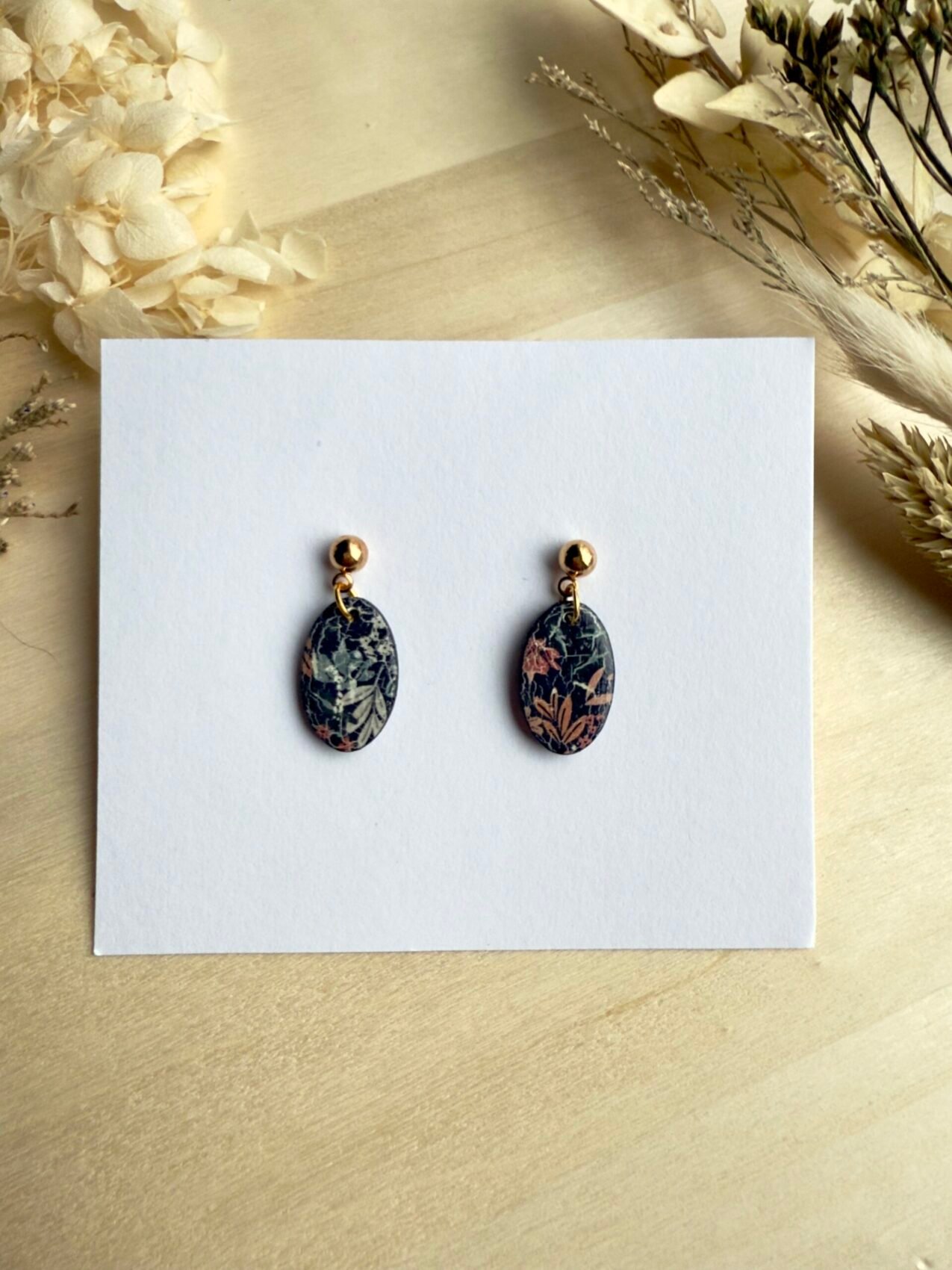 Kolczyki Owal - grafika liście