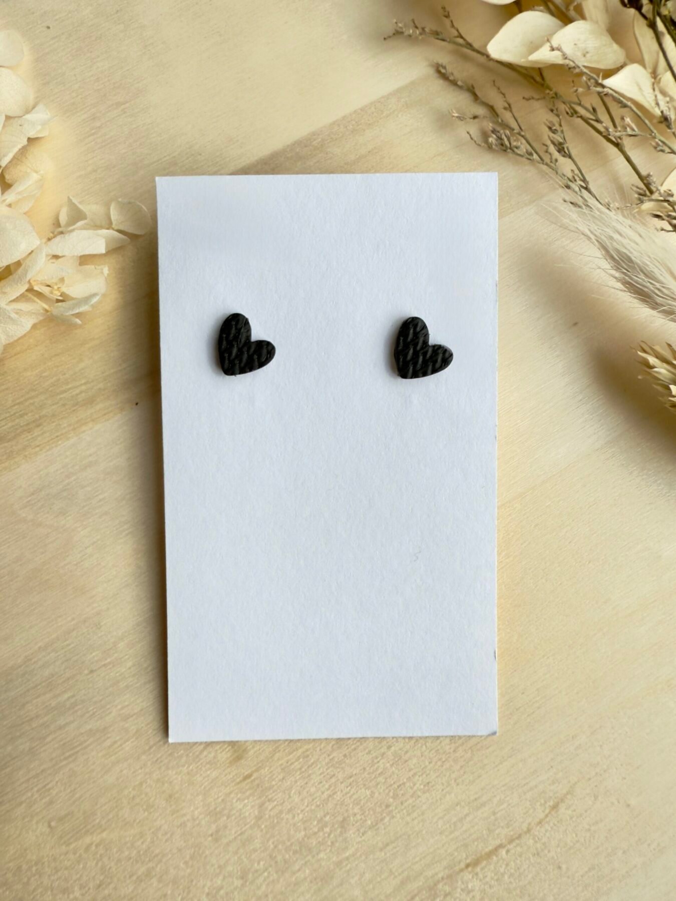 Kolczyki Serduszka sweterkowe - czarne